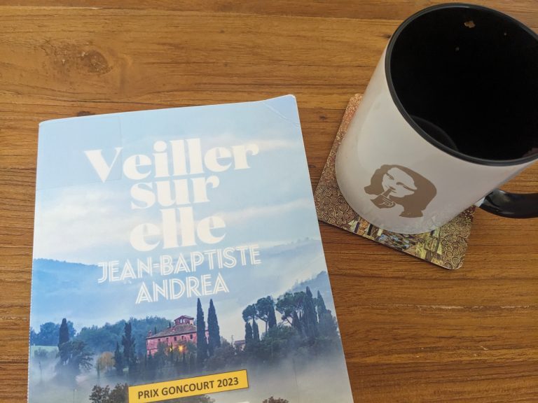 Lire la suite à propos de l’article Veiller sur elle de Jean-Baptiste Andrea, L’Iconoclaste, 2023.